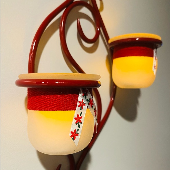 IRON WALL CANDLE HOLDER - Picture 3 of 8